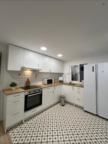 Comfy single bedroom near Parc Municipal