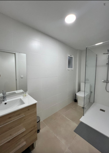 Comfy single bedroom near Parc Municipal - Gallery - 5