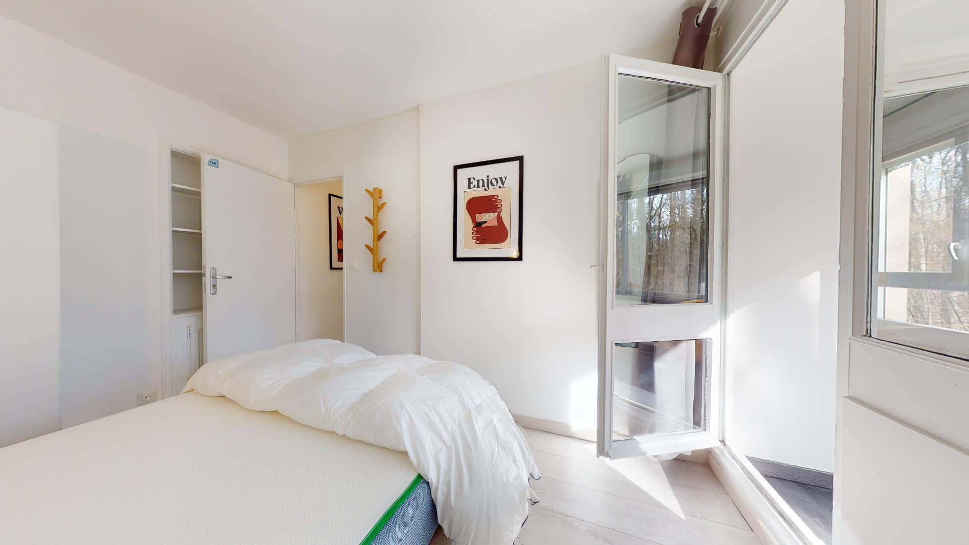 4 Bedrooms - 1 Bathroom - Champs Clairière - Private Room (4) - Gallery - 5