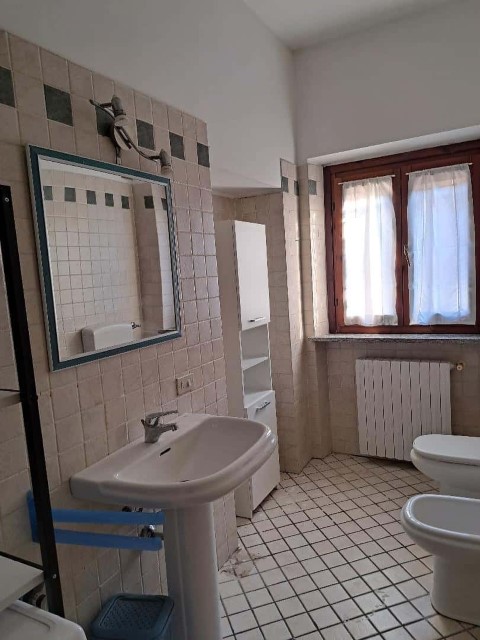  Room  -  Appartamento in Via dei Mille, Pavia  - Gallery -  7