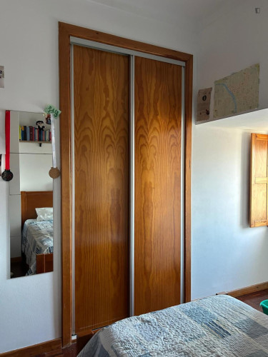 Nice single bedroom in a 2-bedroom flat