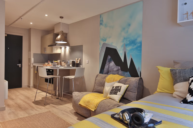  Classic Shared Apartment  -  Willowbank  - Gallery -  2