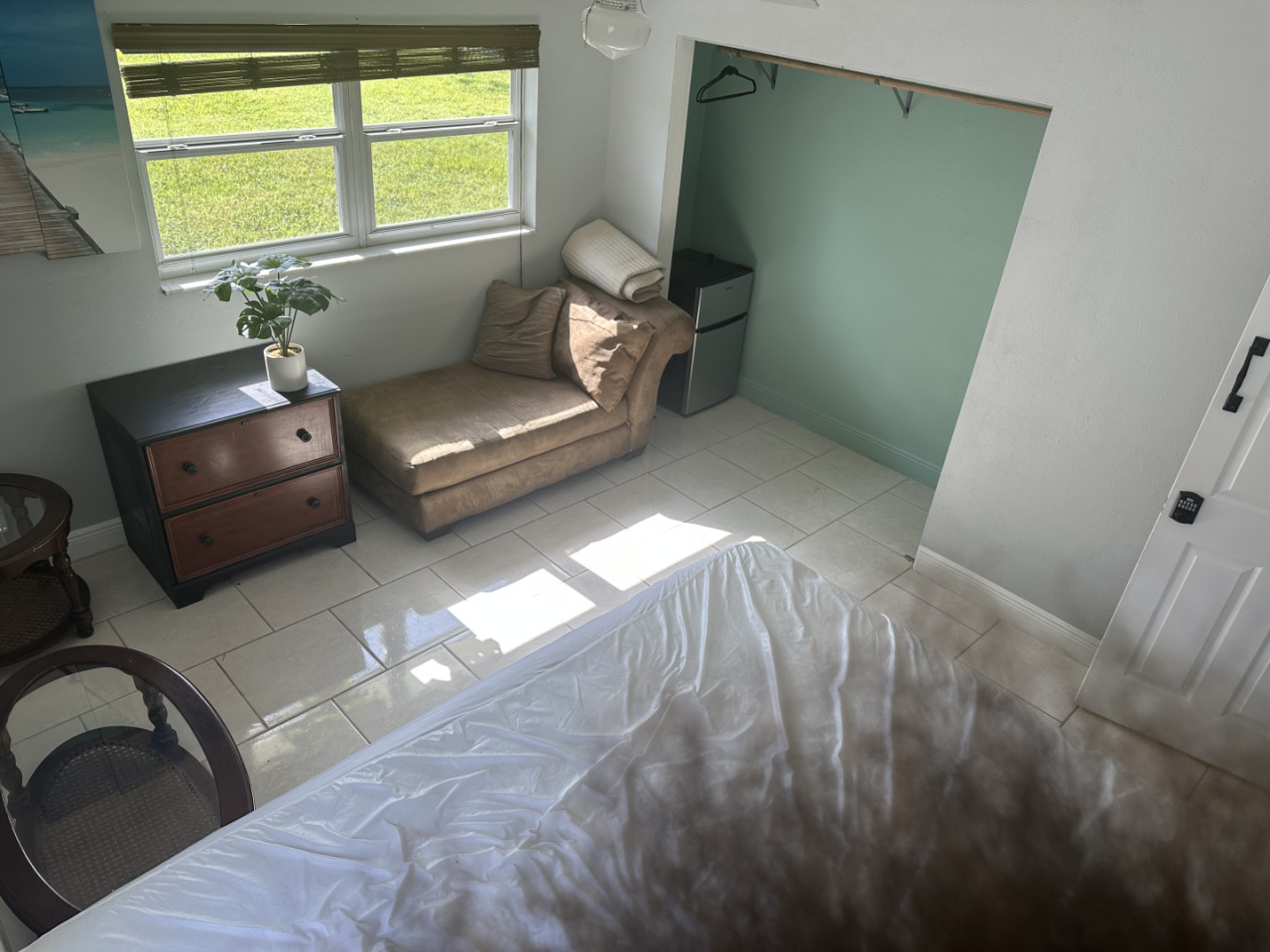  Private Bedroom  -  Modern Coliving Space with Outdoor Gym & Gardens in Armenia Gardens Estates  - Gallery -  15