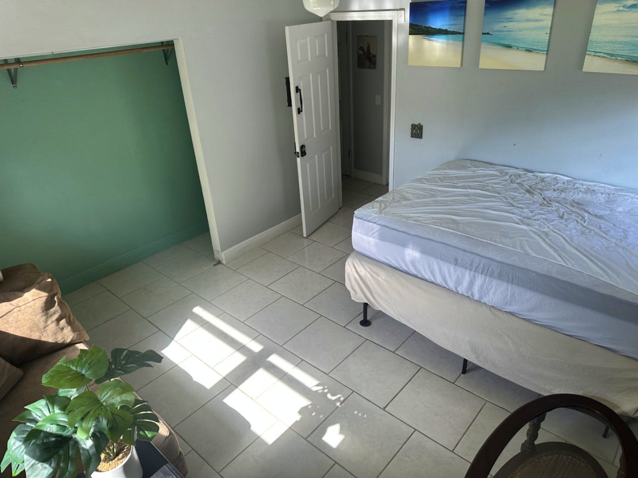  Private Bedroom  -  Modern Coliving Space with Outdoor Gym & Gardens in Armenia Gardens Estates  - Gallery -  19