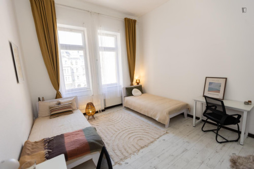 Bed in alluring twin bedroom near Budapest-Keleti station