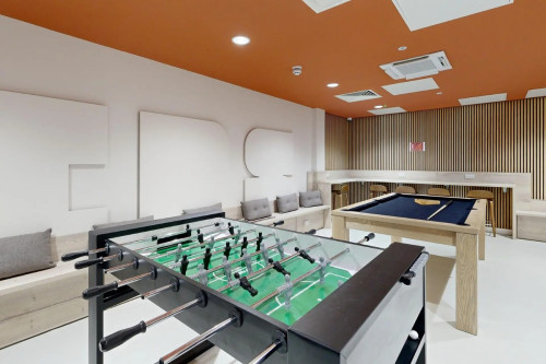 Go Britanya - Briggate Studios