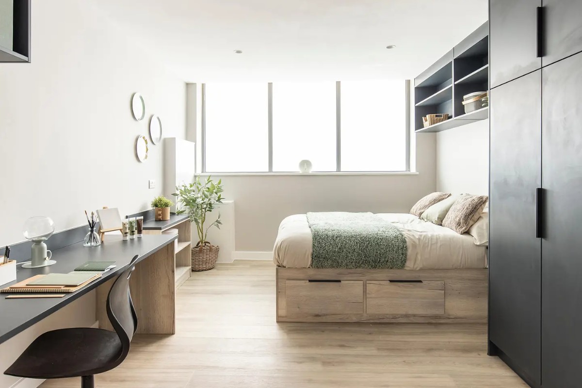  Premium Studio - Ground Floor  -  Go Britanya - Briggate Studios  - Gallery -  1