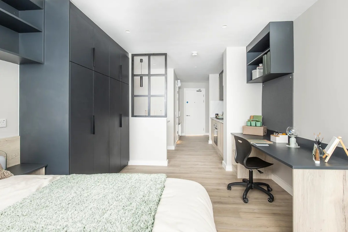  Premium Studio - Ground Floor  -  Go Britanya - Briggate Studios  - Gallery -  2