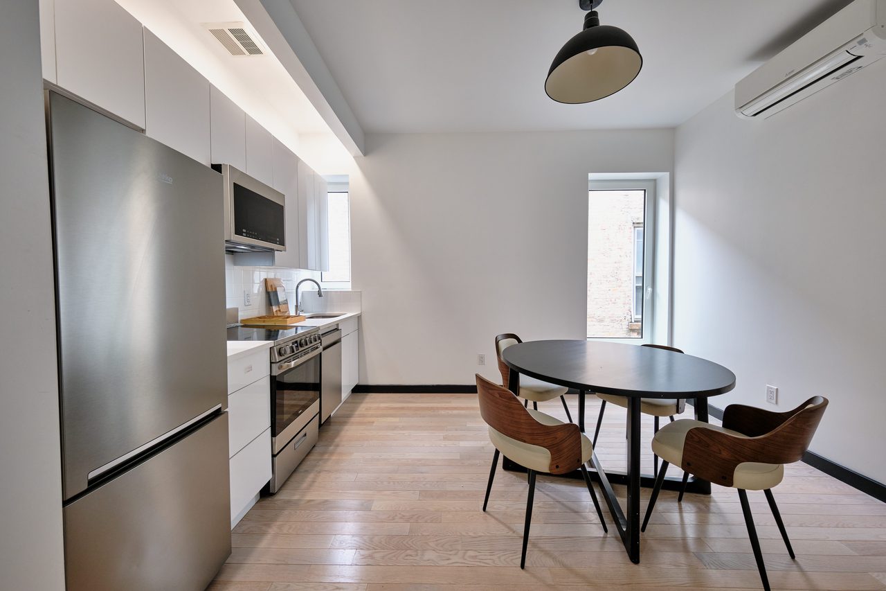 #1896: Ditmas Park - Twin Bedroom B W/ Private Bathroom - #1896: Ditmas Park - Gallery - 19