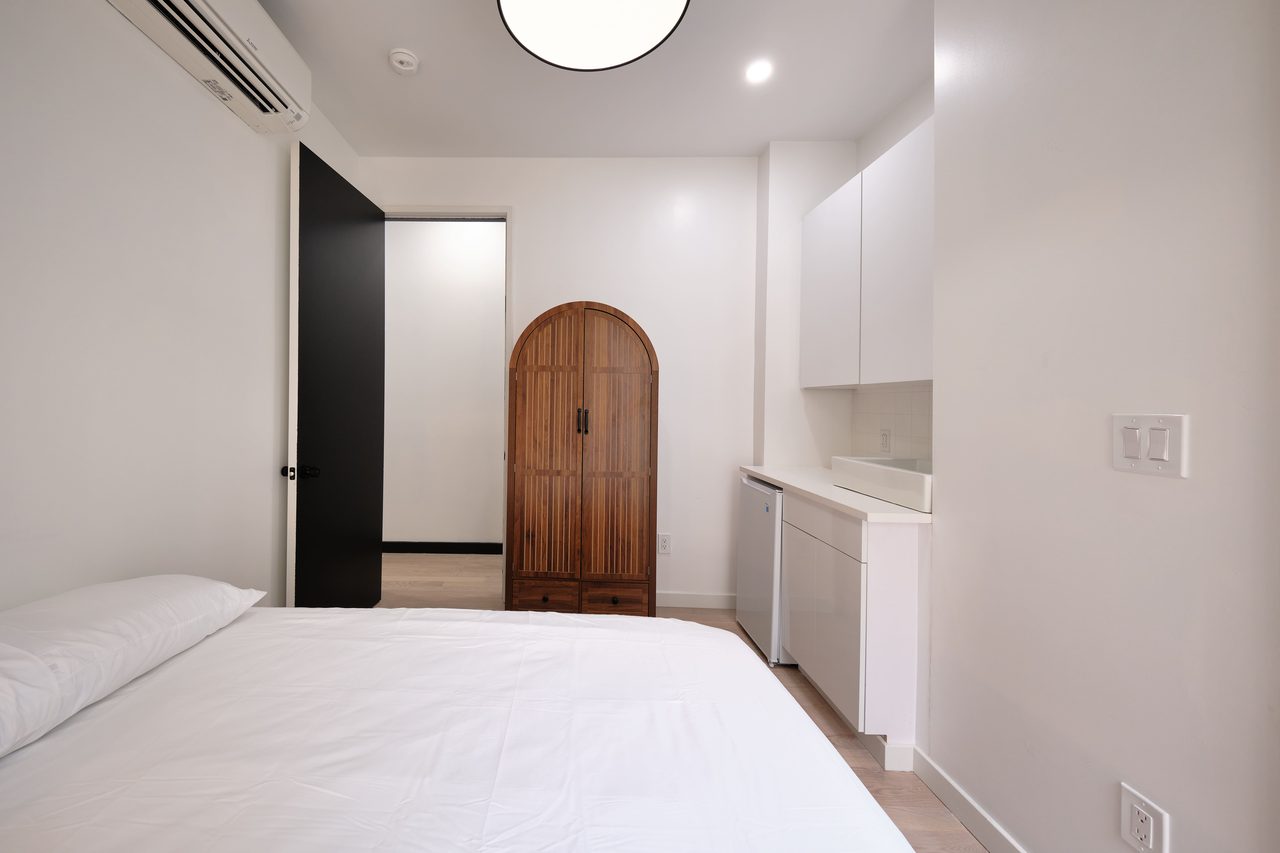 #1896: Ditmas Park - Full Bedroom C W/ Private Bathroom - #1896: Ditmas Park - Gallery - 20