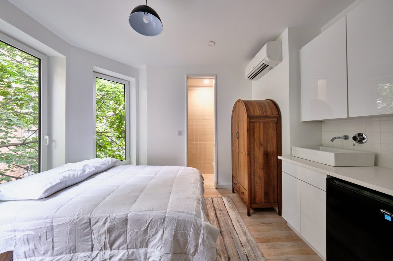#1896: Ditmas Park - Full Bedroom D W/ Private Bathroom - #1896: Ditmas Park - Gallery - 18