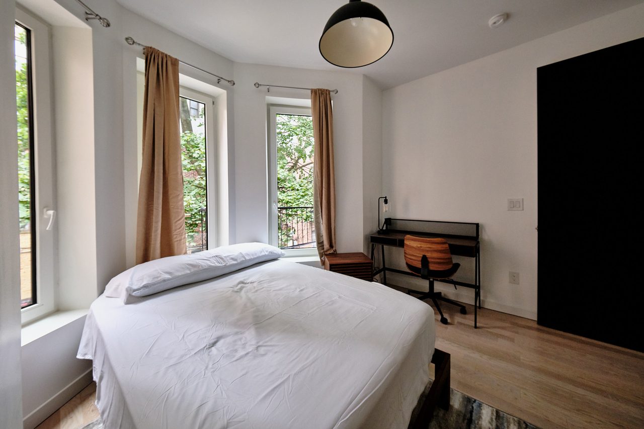  #1895: Ditmas Park - Full Bedroom D W/ Private Bathroom  -  #1895: Ditmas Park  - Gallery -  14