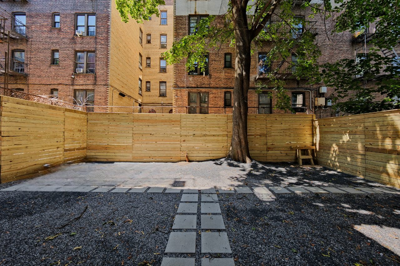  #1895: Ditmas Park - Full Bedroom D W/ Private Bathroom  -  #1895: Ditmas Park  - Gallery -  4