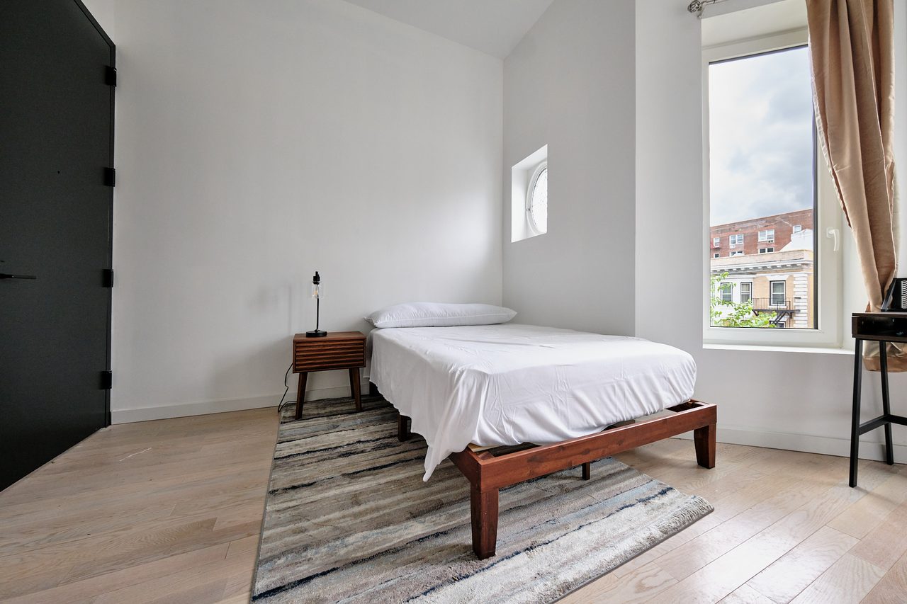  #1895: Ditmas Park - Full Bedroom A W/ Private Bathroom  -  #1895: Ditmas Park  - Gallery -  23