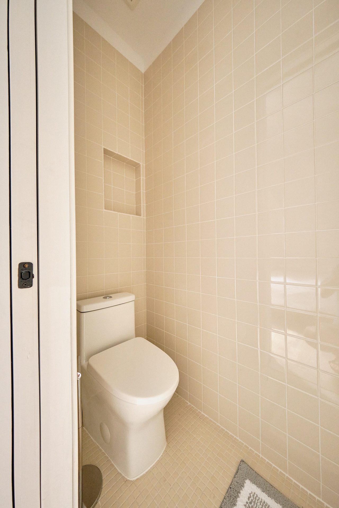  #1895: Ditmas Park - Full Bedroom C W/ Private Bathroom  -  #1895: Ditmas Park  - Gallery -  18