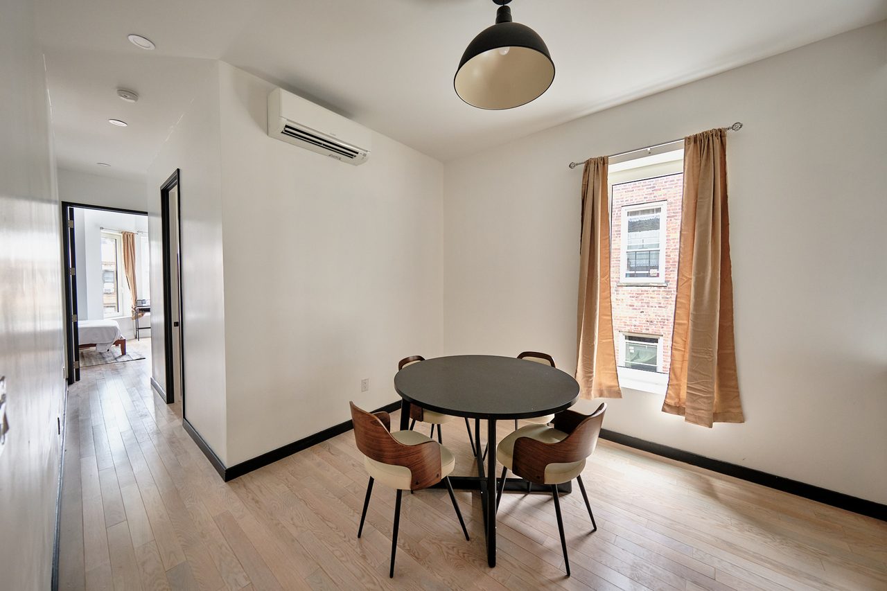  #1895: Ditmas Park - Twin Bedroom B W/ Private Bathroom  -  #1895: Ditmas Park  - Gallery -  13
