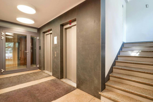 Lovely single bedroom with view to the Vistula river - Gallery - 8