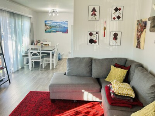 Spacious Townhome in Long Beach