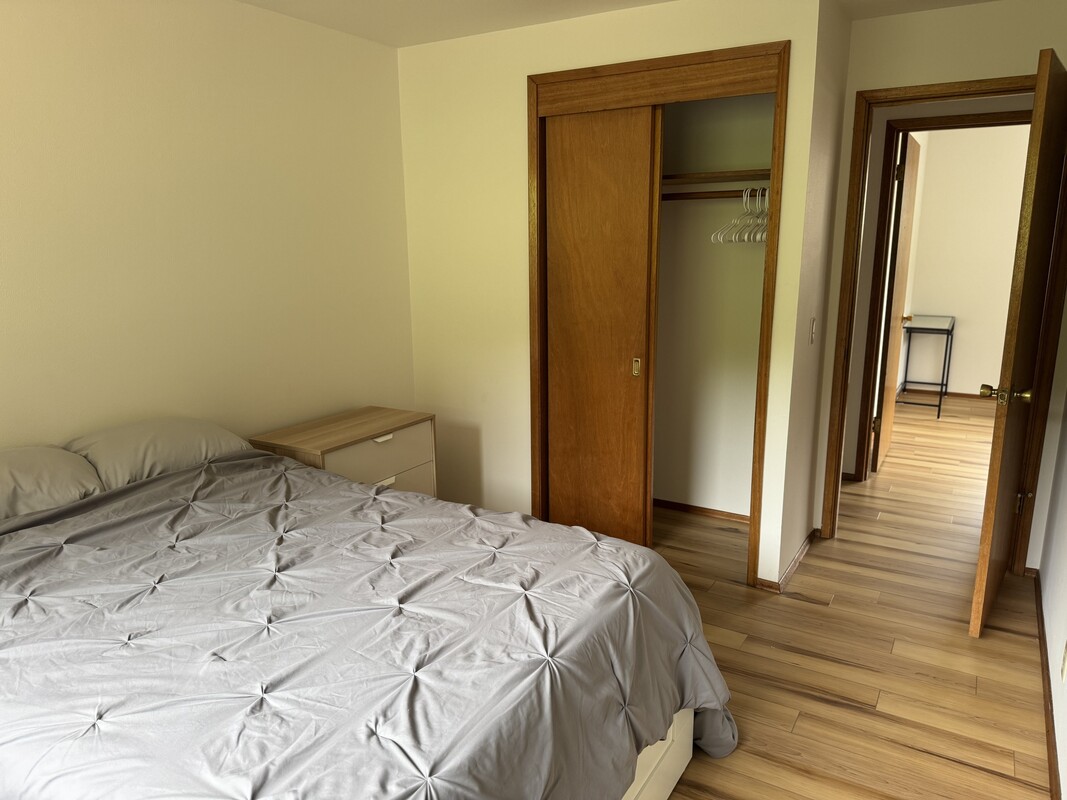 1C: Full Bedroom(Full Room) - 1