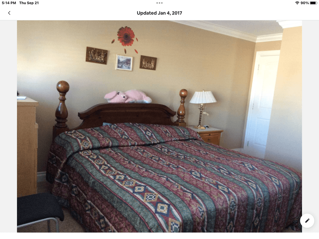 Very Quiet Private Master's Bedroom With Walk In Closet And TV(Single Bed) - 1