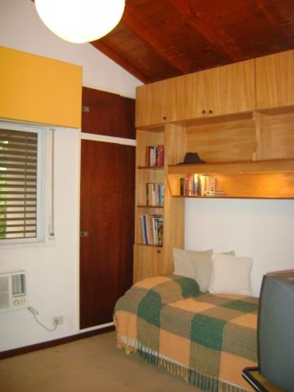  Room 2(Full Room)  -  Nice family home in Olivos  - Gallery -  1