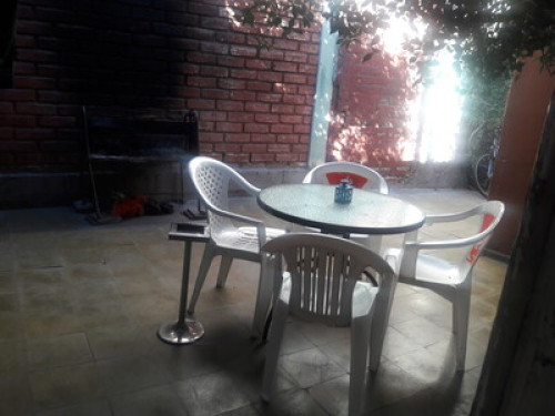 Winehouse friends house - Gallery - 26