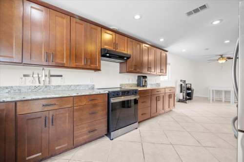 Atlanta Home - Gallery - 22