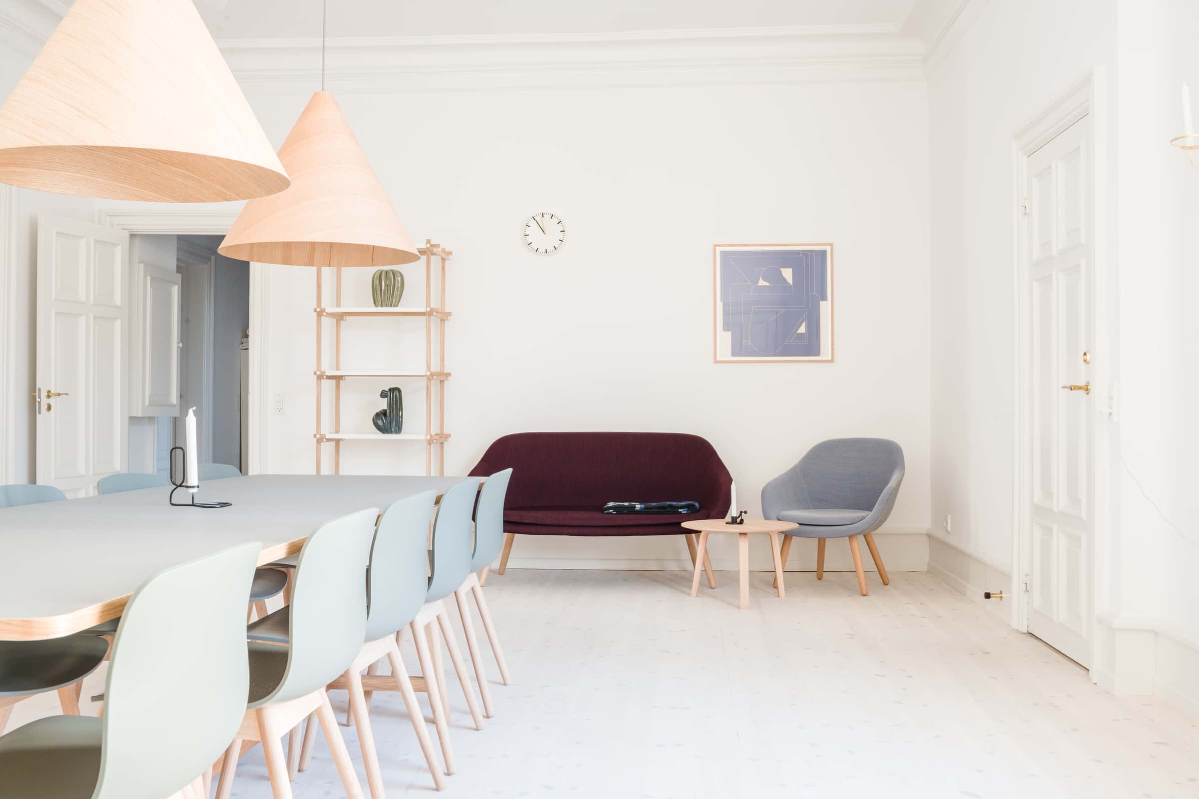  6 Bedrooms - 2 Bathrooms  -  Square Room 2 Mighty+  - Gallery -  2