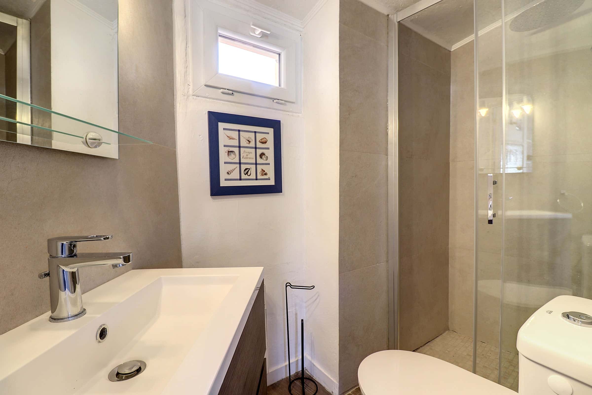  Studio  -  (041) Studio Place Nationale Vieil Antibes Clim  - Gallery -  4