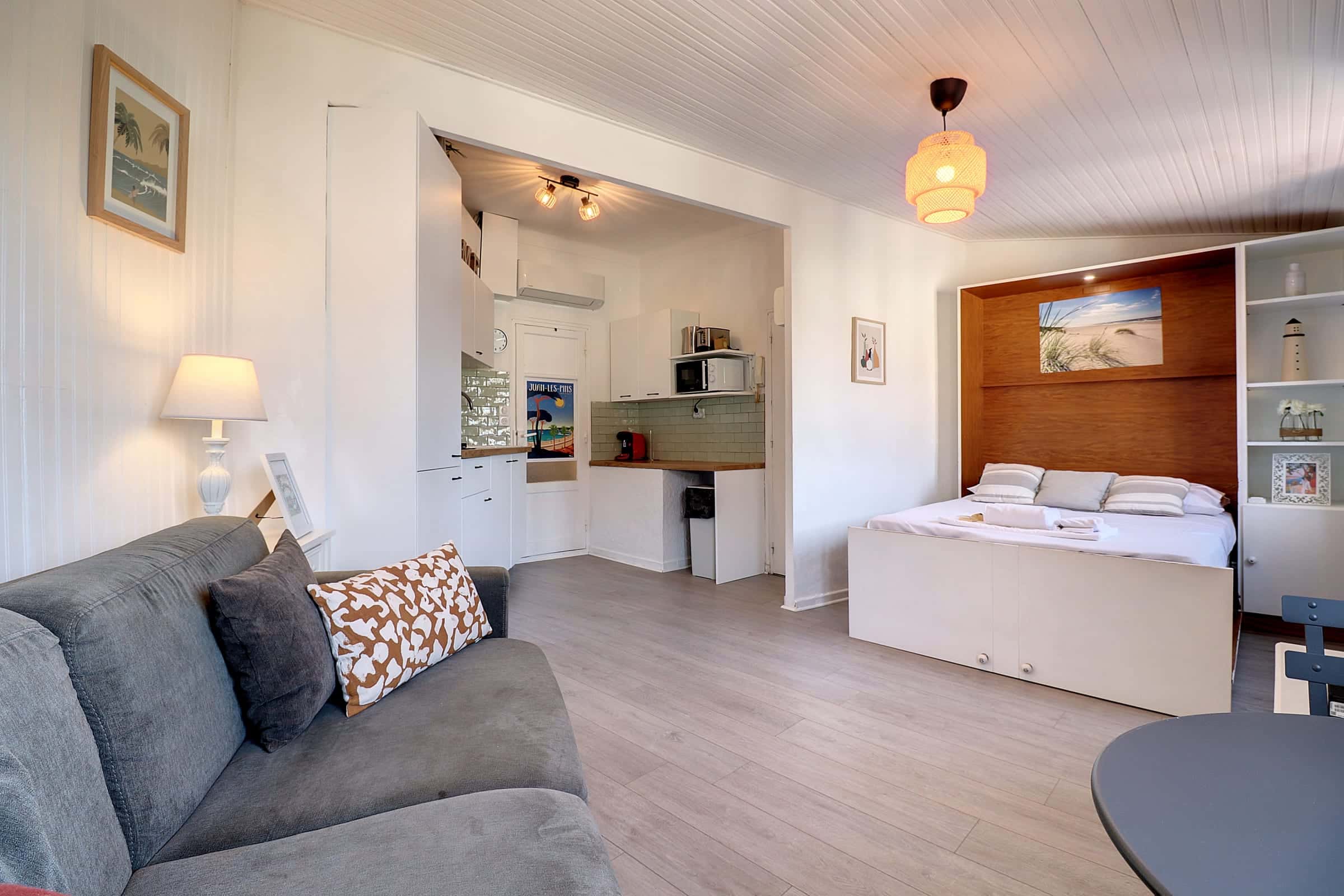  Studio  -  (041) Studio Place Nationale Vieil Antibes Clim  - Gallery -  5