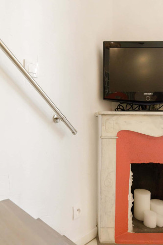 (33c) Charming Mezzanine Studio near Provençal Market AC free parking - Gallery - 15