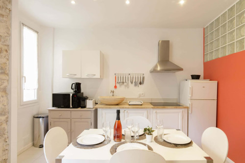 (33c) Charming Mezzanine Studio near Provençal Market AC free parking - Gallery - 10