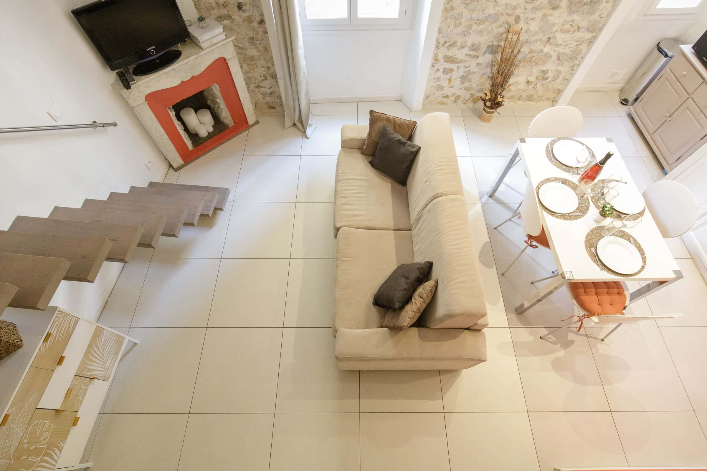  Studio  -  (33c) Charming Mezzanine Studio near Provençal Market AC free parking  - Gallery -  8