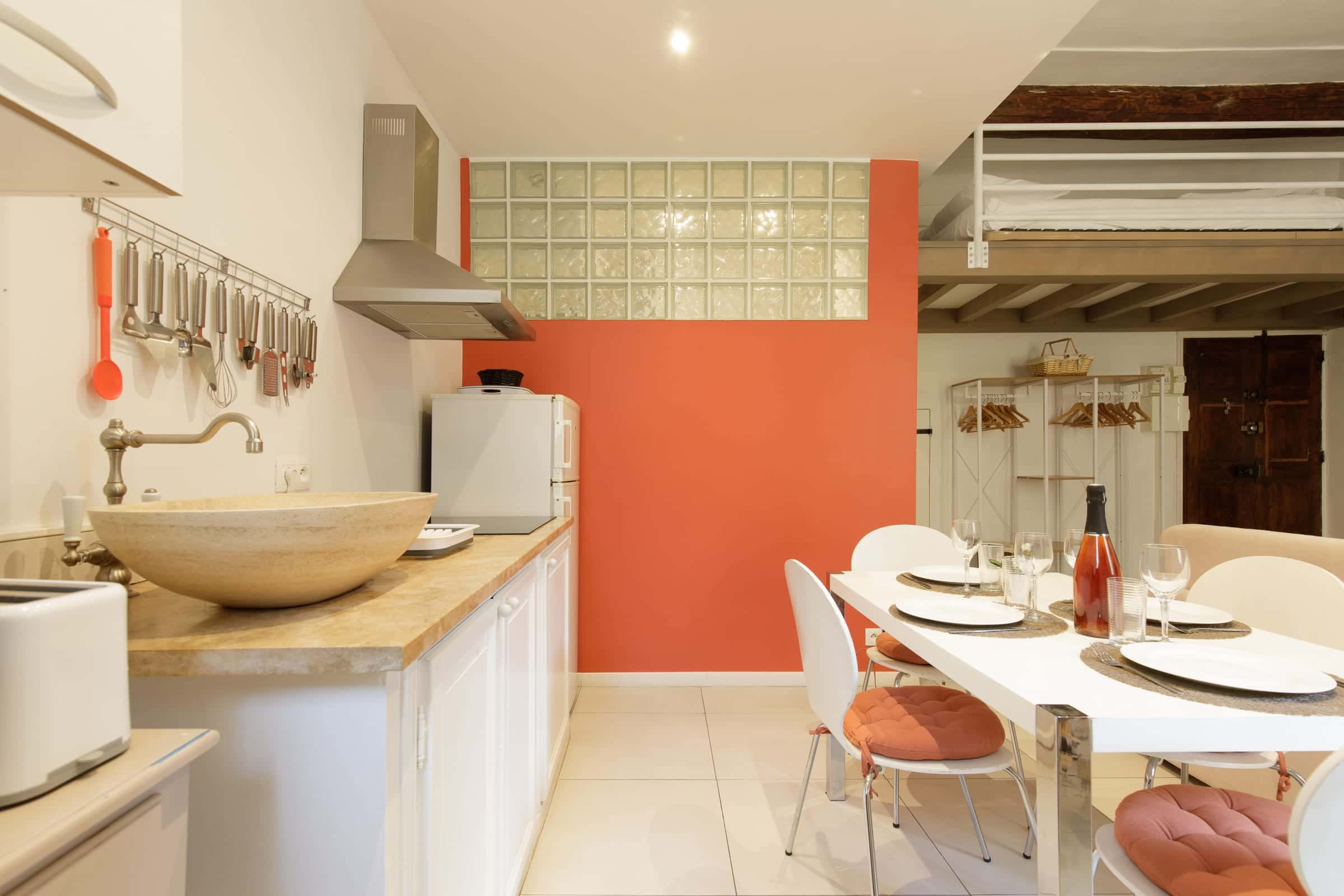 Studio - (33c) Charming Mezzanine Studio near Provençal Market AC free parking - Gallery - 3