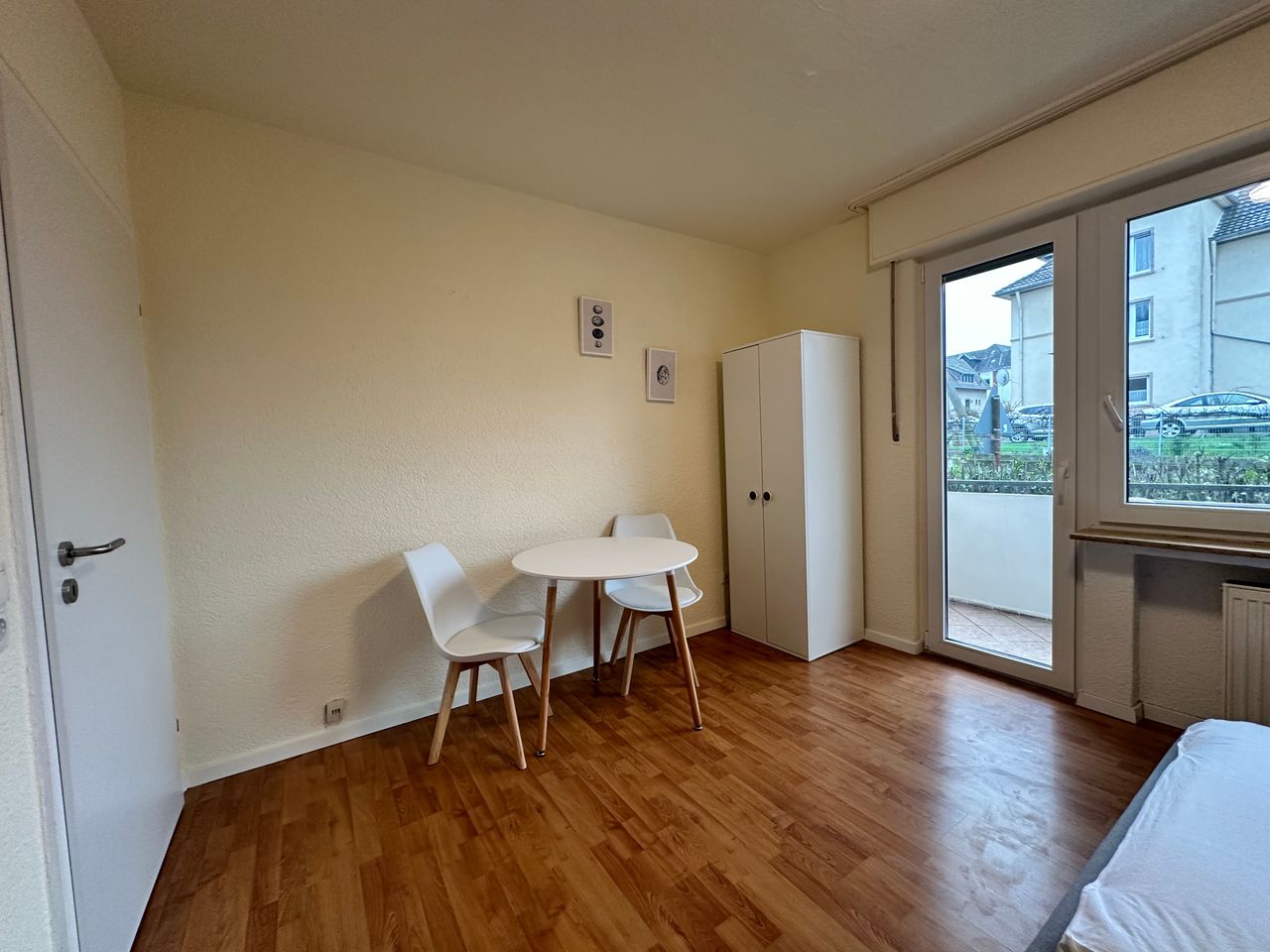  Beautiful Appartement 19 Minutes To Bonn Center With S-Bahn - With Balcony - Renovated And Fully Fur  -  Beautiful appartement 19 minutes to Bonn Center with S-Bahn - with balcony - renovated and fully furnished  - Gallery -  2