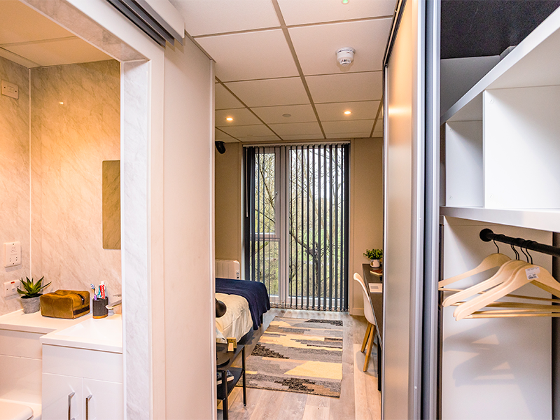 Ensuite+ - Rivermead Islands - Gallery - 1