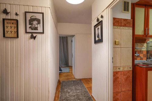 Comfy single bedroom near Rondo ONZ metro station