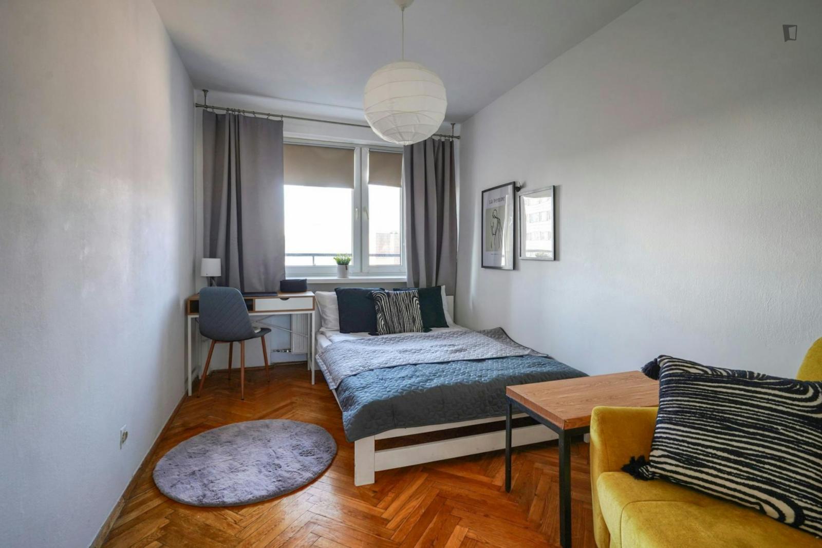 Pleasant Double Bedroom Near The Center Metro Station - Pleasant double bedroom near the Center metro station - Gallery - 1