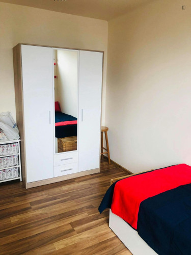 Lovely single bedroom near Rondo ONZ metro station