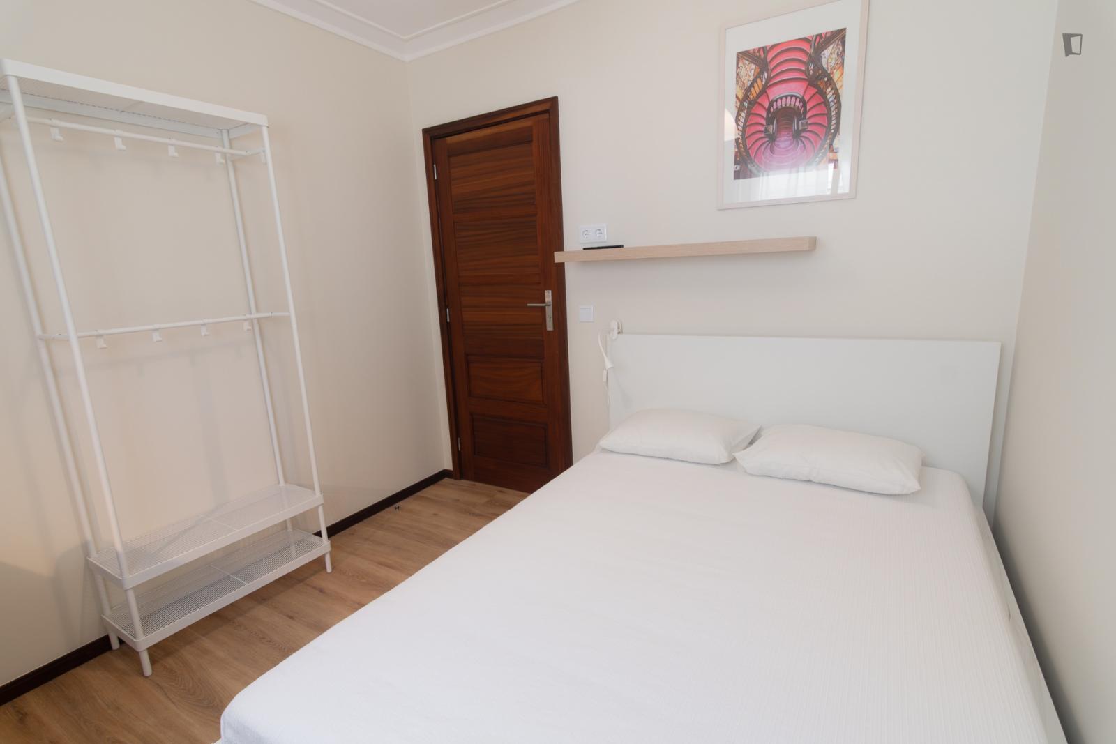  Appealing Double Bedroom In A 5-Bedroom Flat  -  Appealing Double Bedroom in a 5-bedroom flat  - Gallery -  1