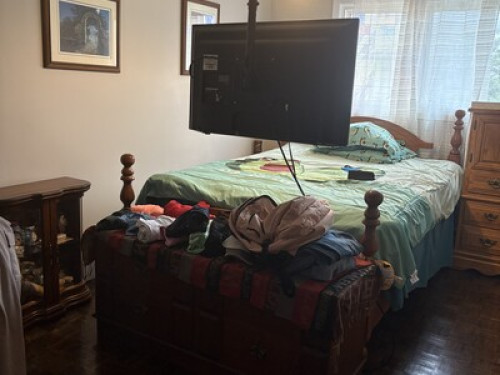 Large FURNISHED room in townhome - Gallery - 9