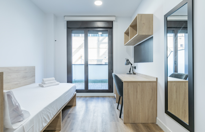  Single Room With Terrace  -  micampus Xaudaró 13  - Gallery -  13