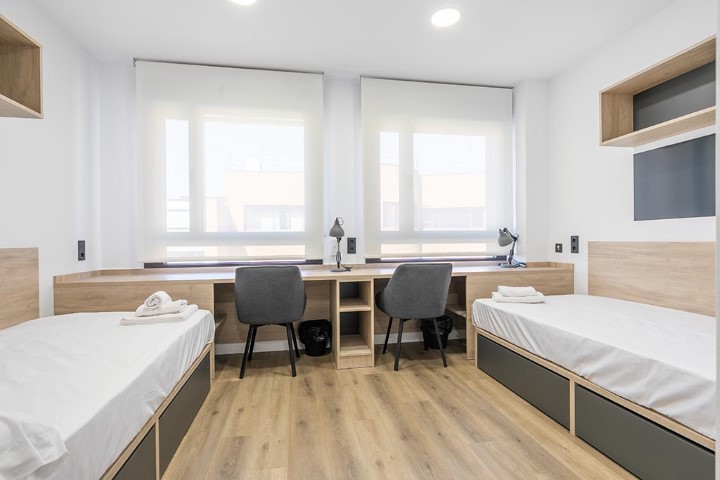 Double Room - micampus Tovar 6 - Gallery - 1