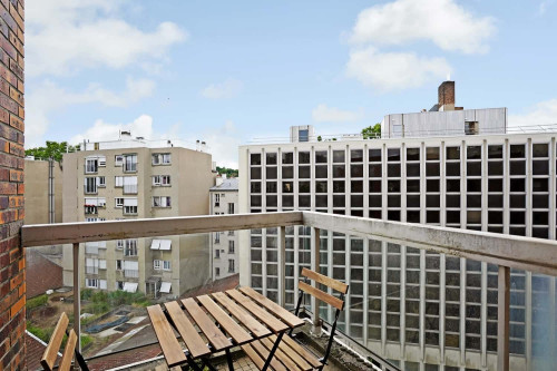 Move into this room with a balcony – ISY05