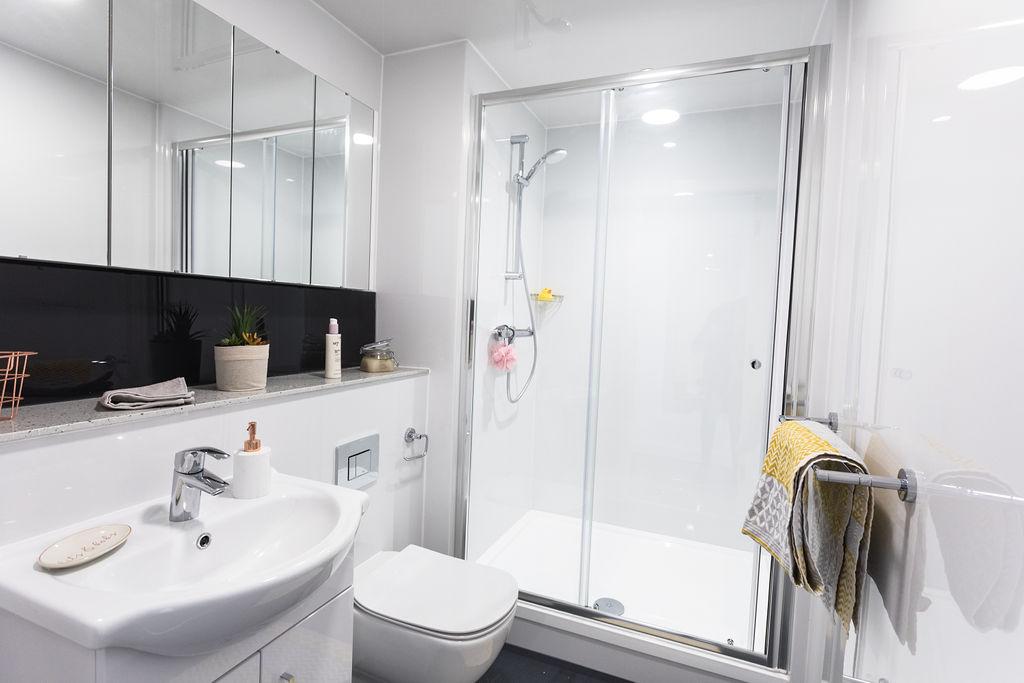  Superior Studio  -  City Heights  - Gallery -  3