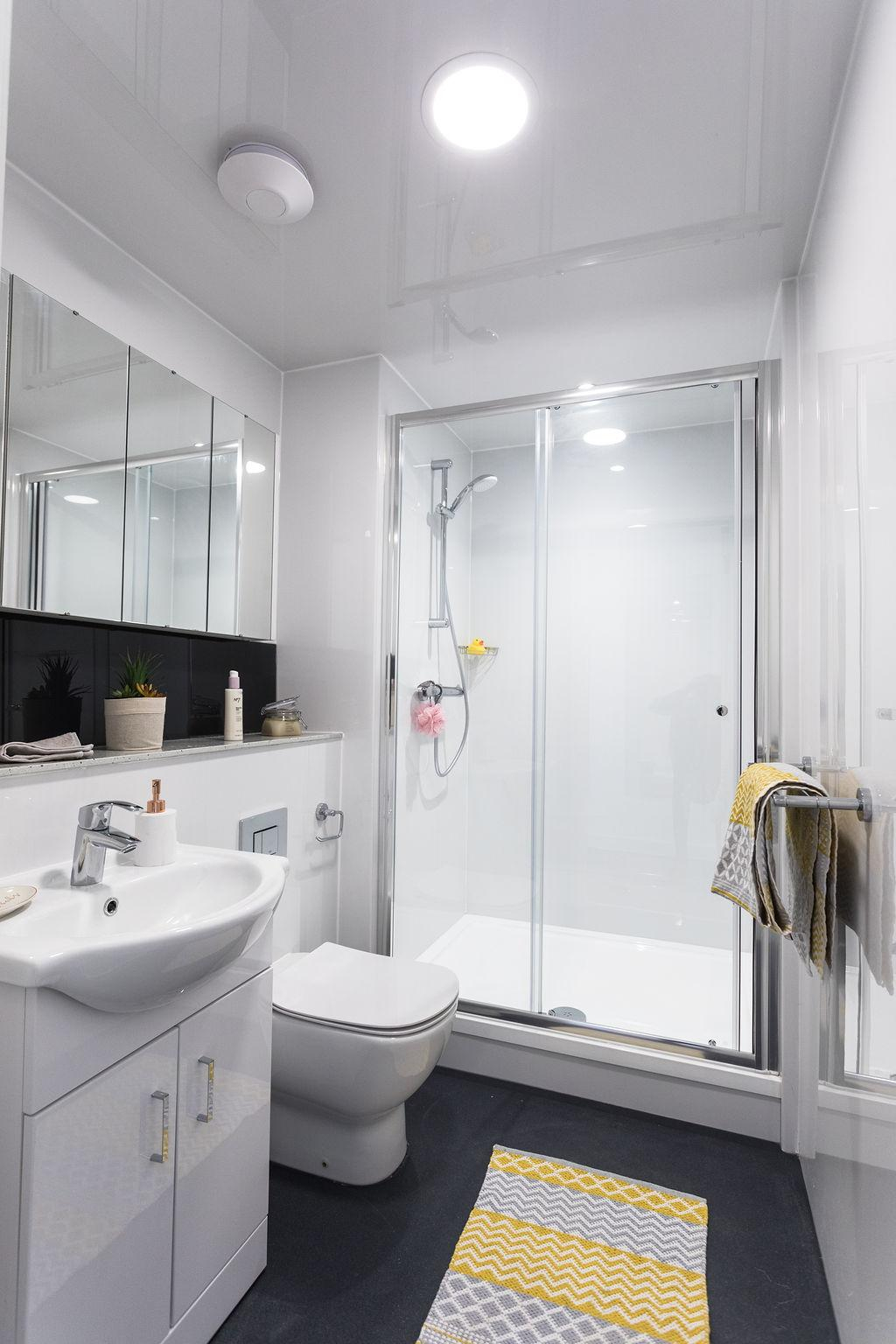 Superior One Bed - 2