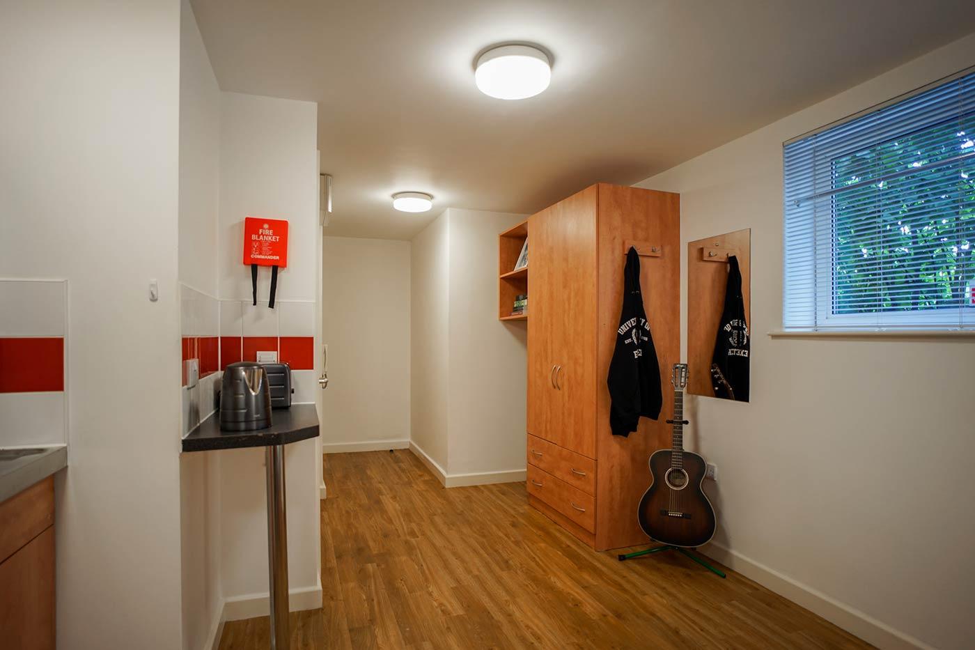  Gold Studio  -  Exeter One  - Gallery -  8