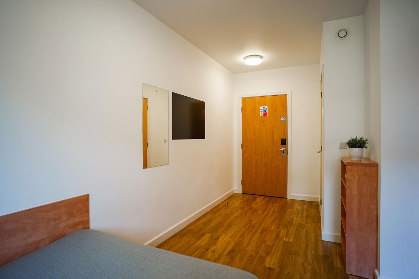  Gold Ensuite  -  Exeter One  - Gallery -  6