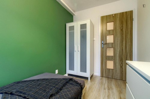 Sublime single bedroom in Gocław