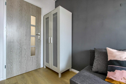 Lovely single bedroom in Gocław